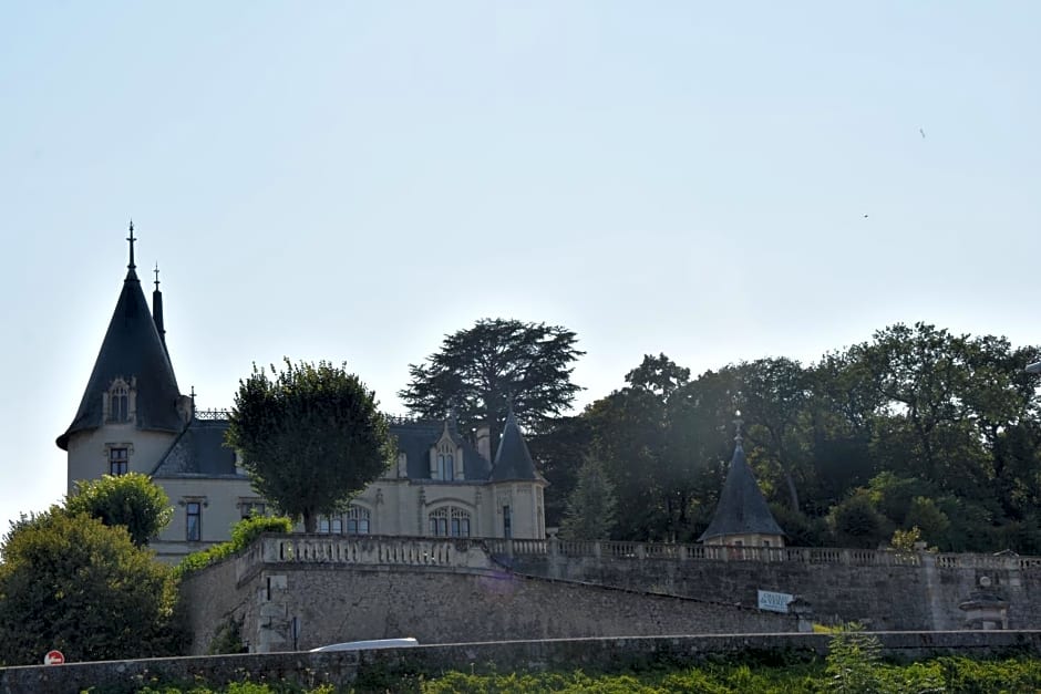 Le CLos Du Vieux Port – Véretz, TN