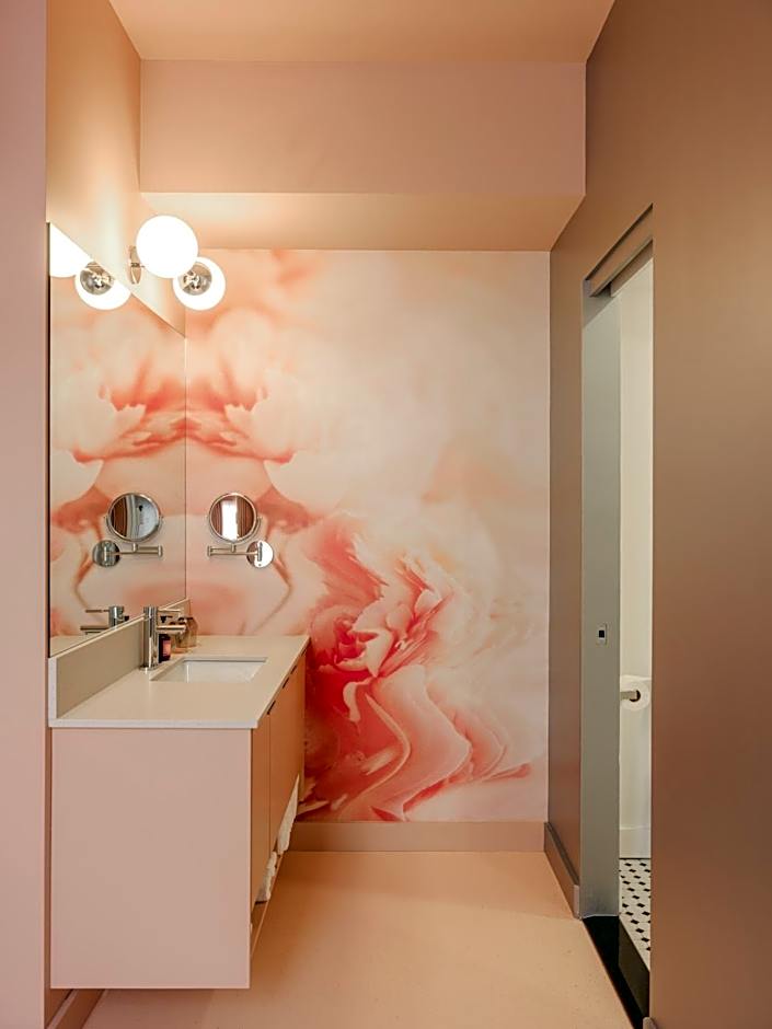 Rose - Hôtel Invisible