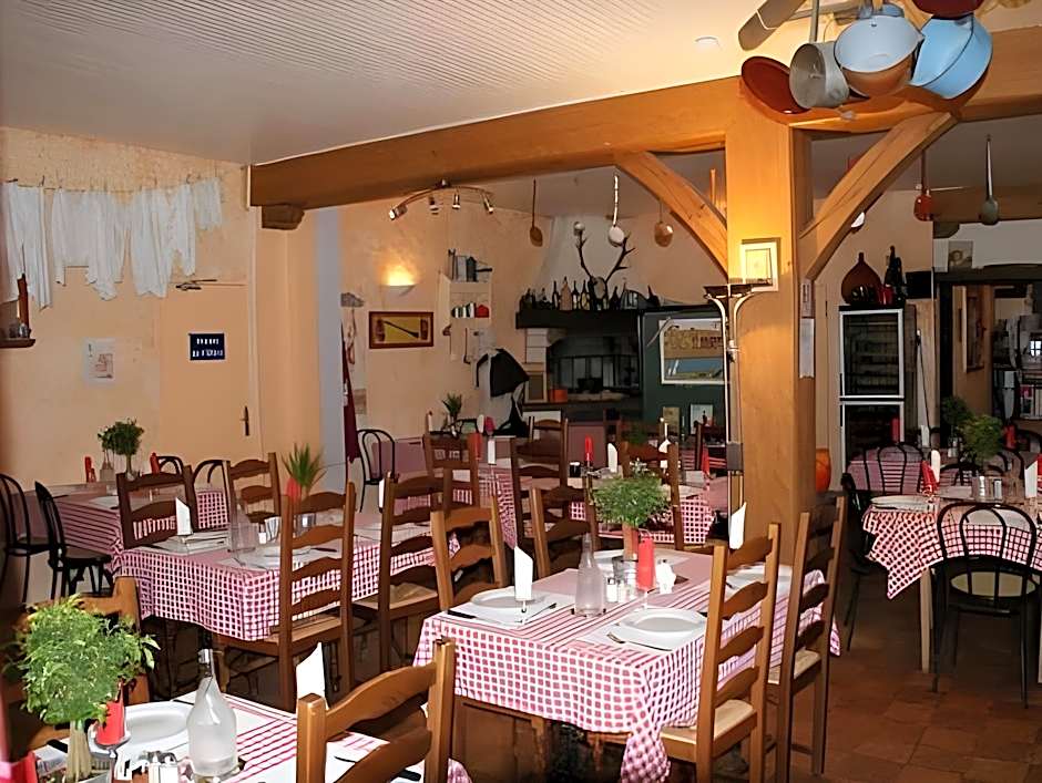 Logis Hotel Restaurant LE VIEUX FUSIL