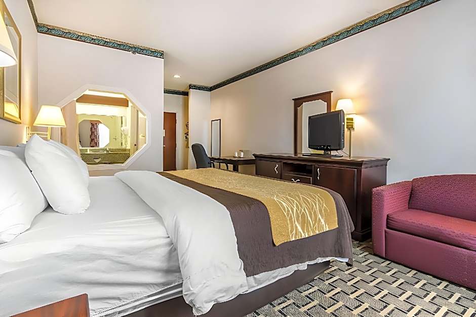 Quality Inn & Suites Evansville