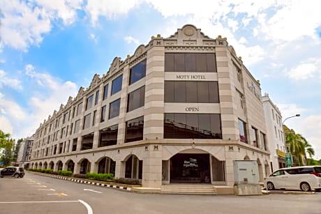 Moty Hotel