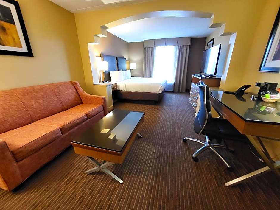 Wingate by Wyndham Greensboro-Coliseum