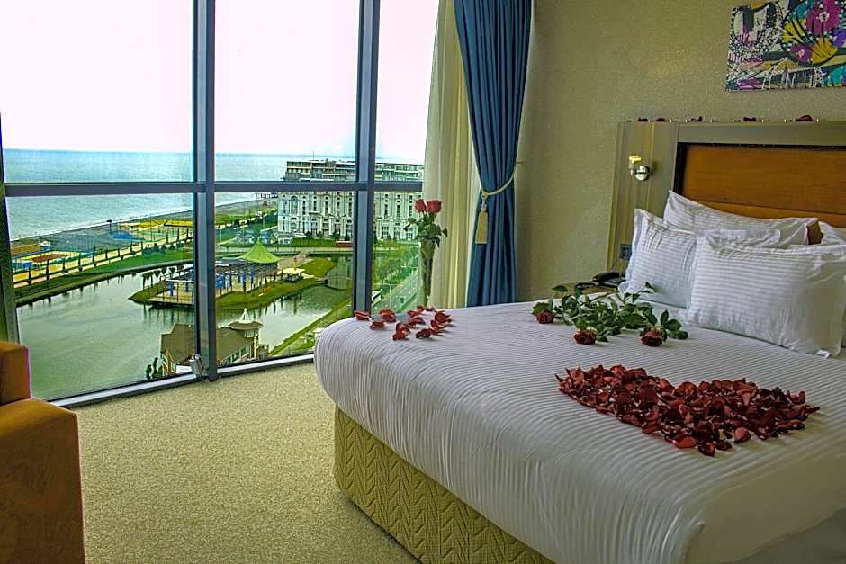 Sky Tower Hotel