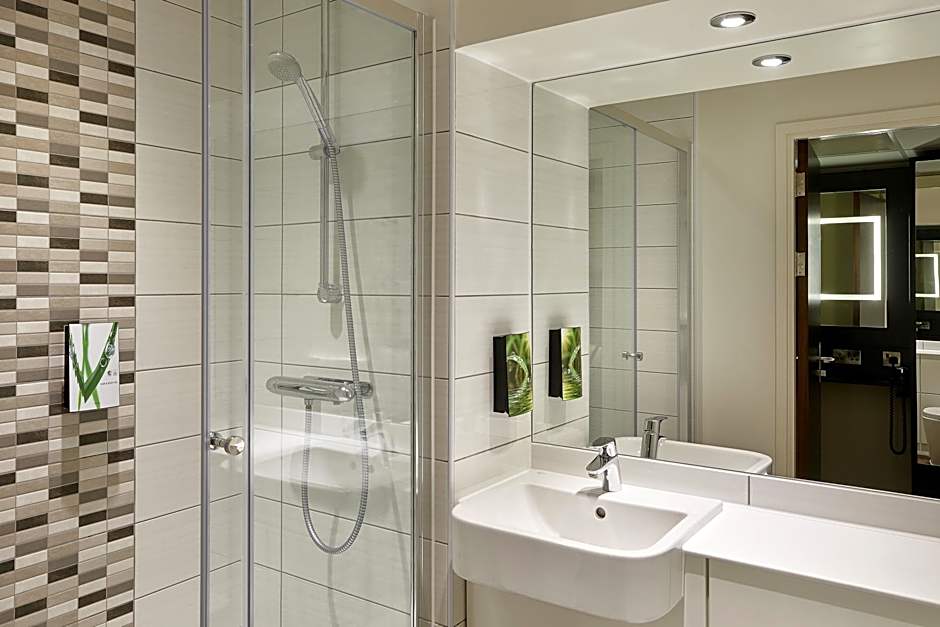 Premier Inn London Docklands - Excel