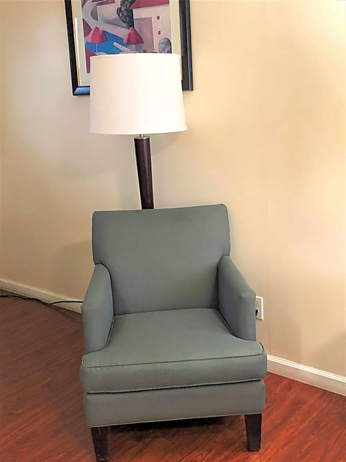 Blue Coast Inn & Suites