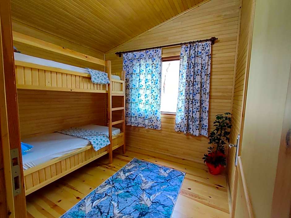 Hurmalik Aparts & Bungalows - Family Bungalows - Large Garden Bungalow with Barbecue