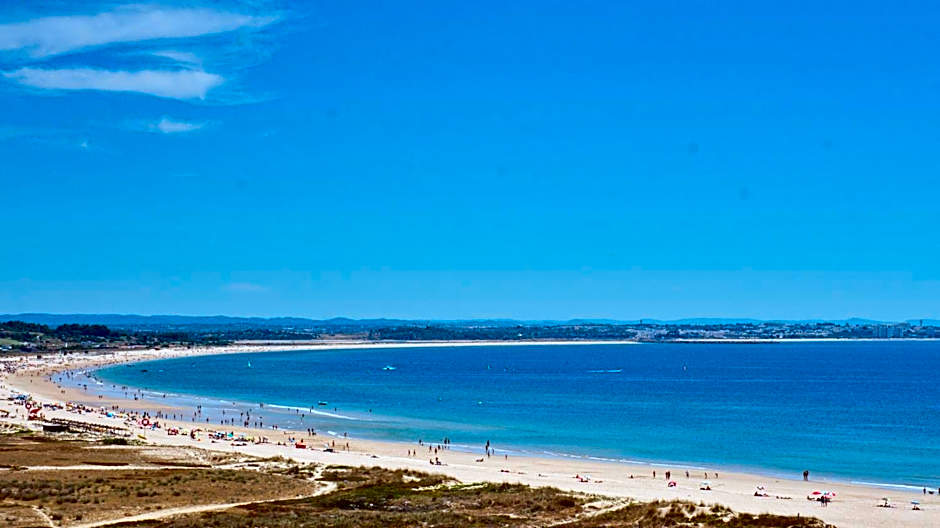 Topcity Hostel & Suites