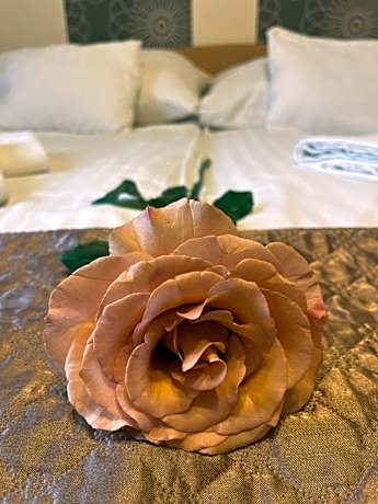 Hotel Rose City