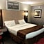 Ramada by Wyndham Rockville Centre