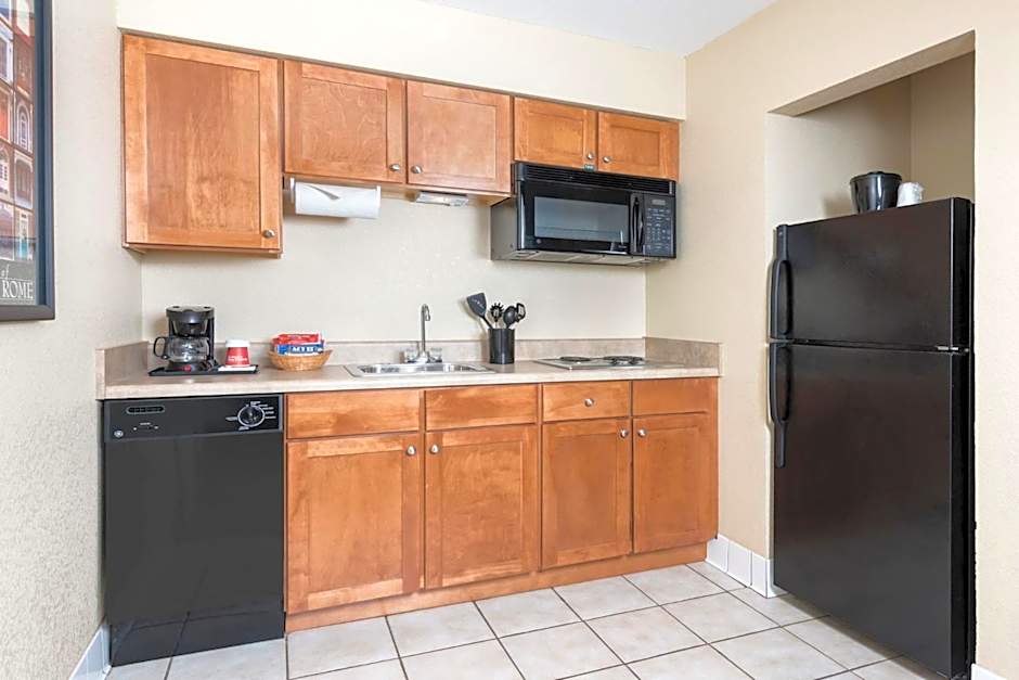 Hawthorn Extended Stay by Wyndham Rome