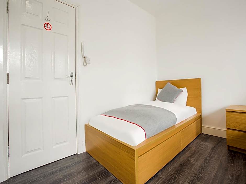 The Broadway Hotel - London Heathrow