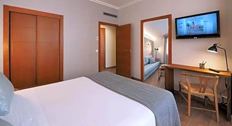 Queen Room with Balcony