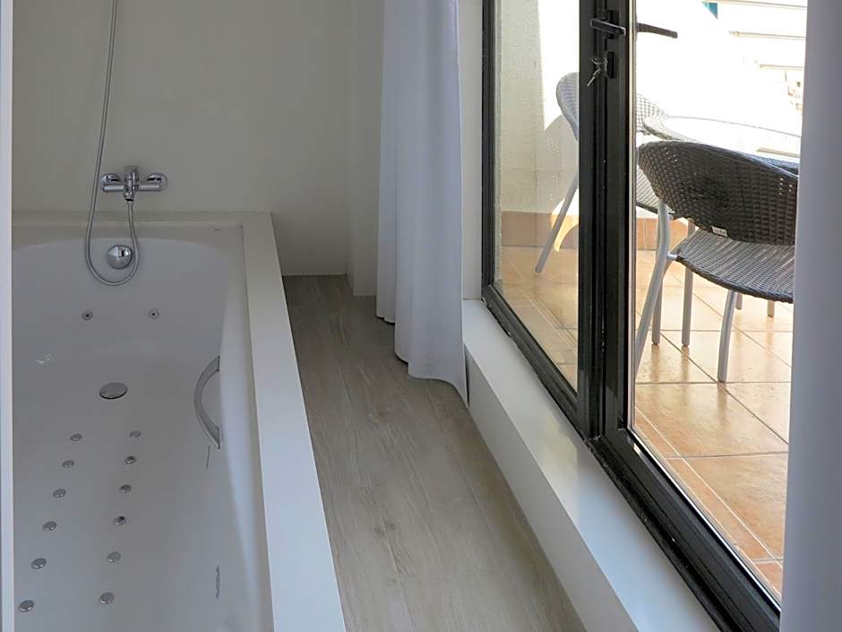 Serennia Exclusive Rooms