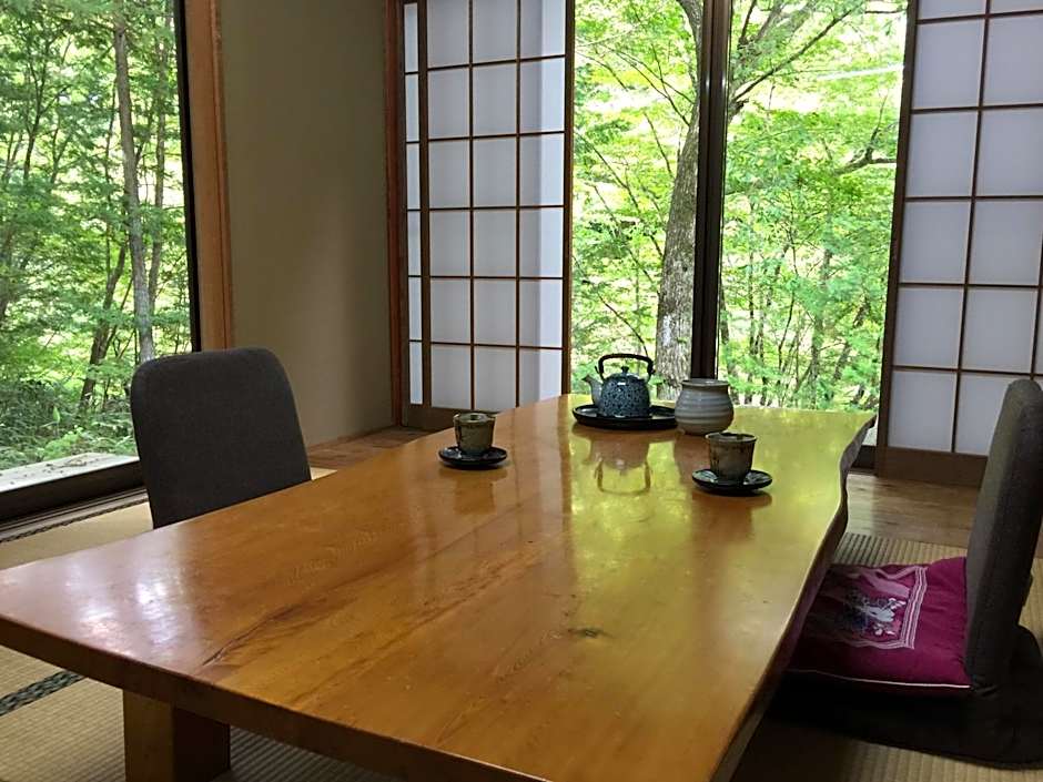 Takimi Onsen Inn that only accepts one group per day