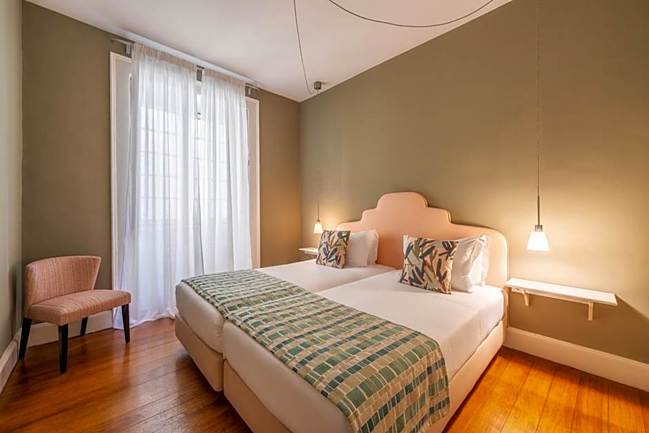 The Wine Lodges by An Island Apart