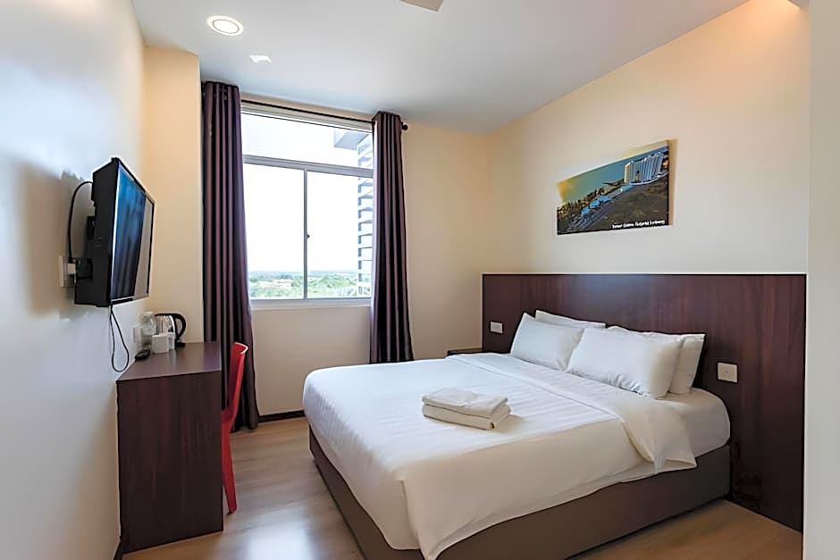 Emart Hotel (Riam) Sdn Bhd