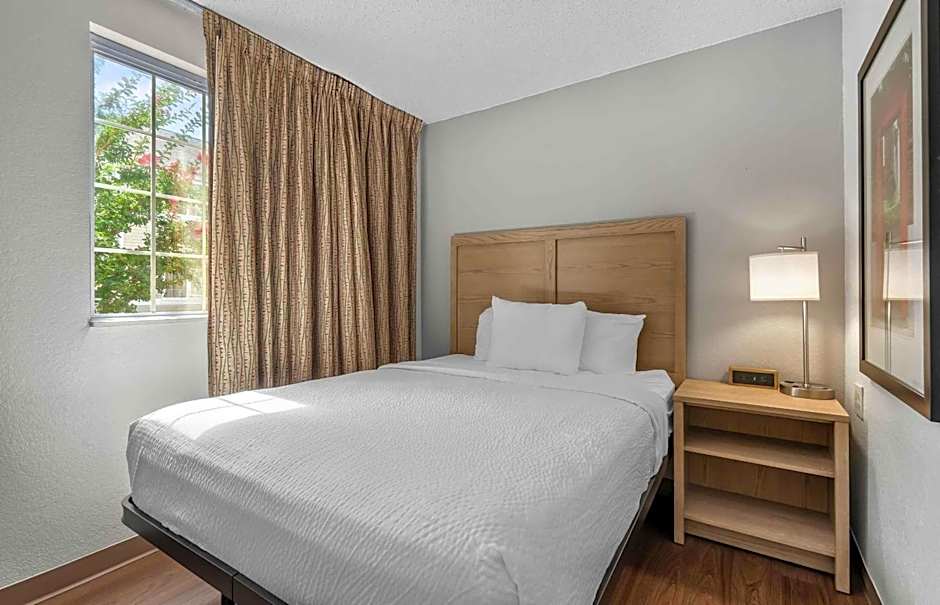 Extended Stay America Suites - Dallas - Plano Parkway