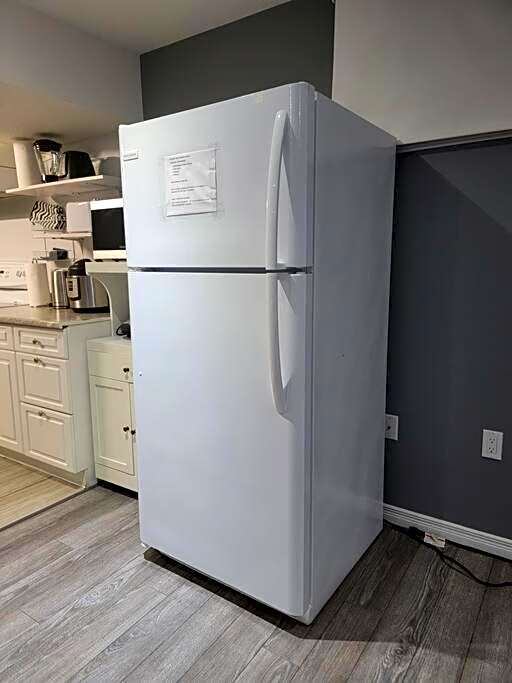 Staycation Studio Apartment, Private kitchen , Washroom, Micro Gym & Free Onsite Parking