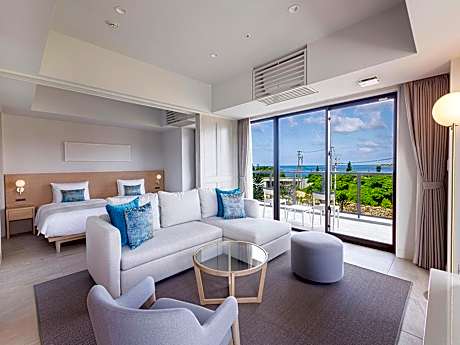 DELUXE CORNER SUITE RESORT VIEW