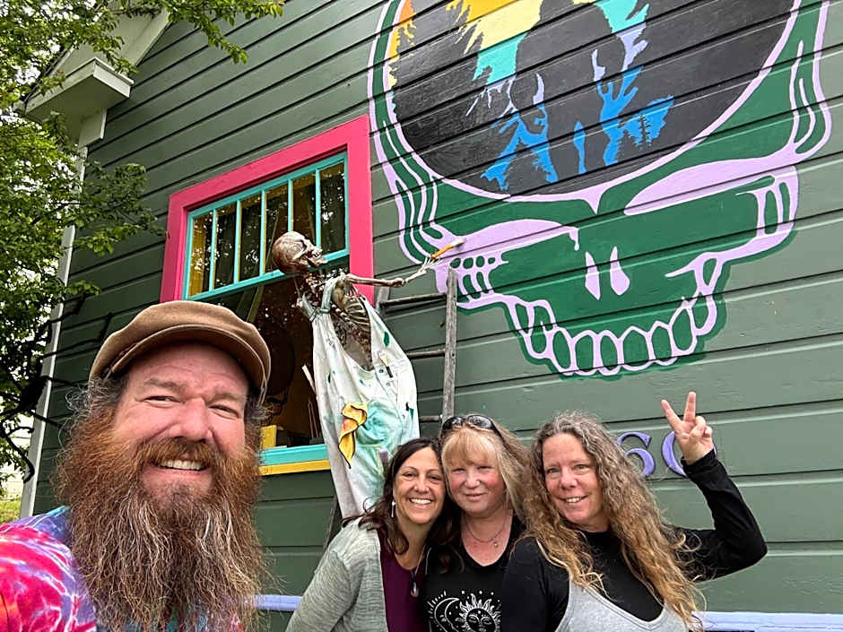 Grateful Dreams Lodging