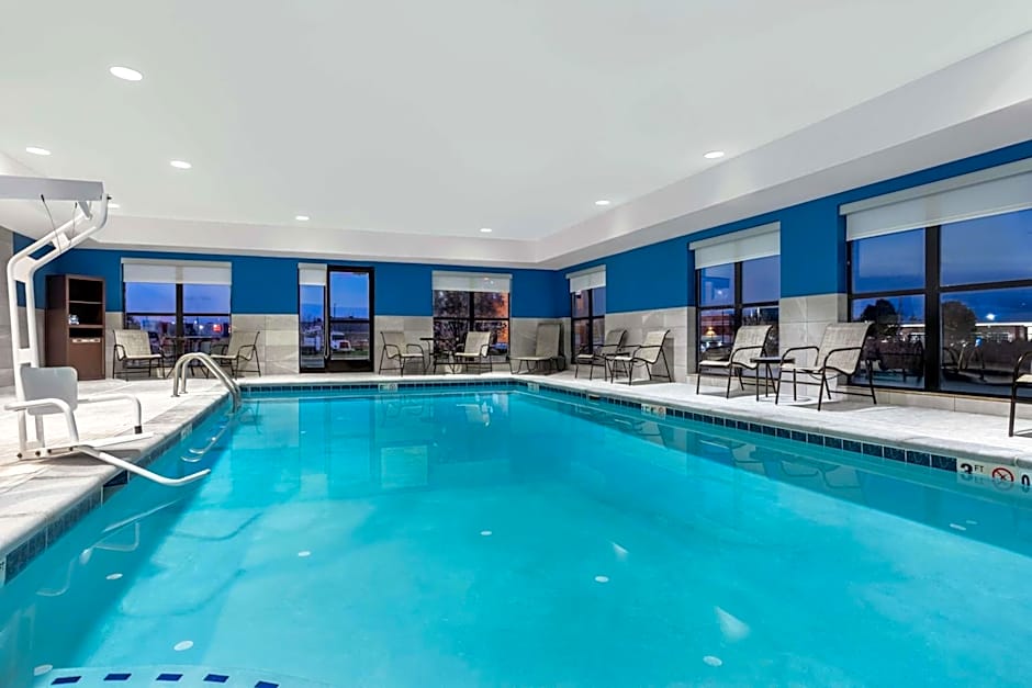 Hampton Inn By Hilton & Suites Muncie