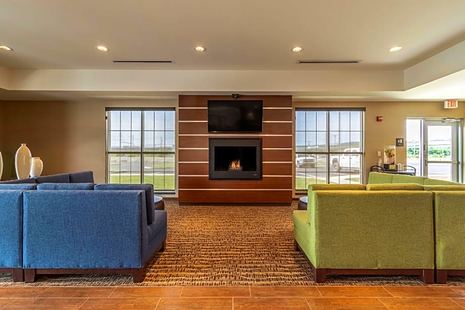 Comfort Inn & Suites - Harrisburg Airport - Hershey South