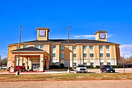 Sleep Inn & Suites University