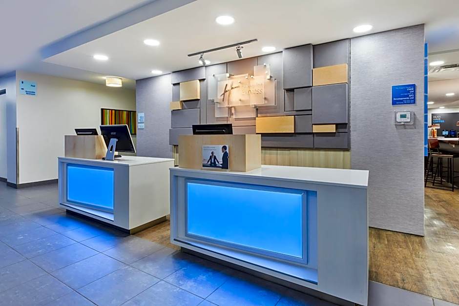 Holiday Inn Express Winnipeg Airport - Polo Park By IHG