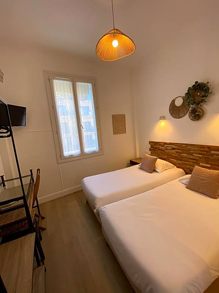 Hôtel L'Oustaou