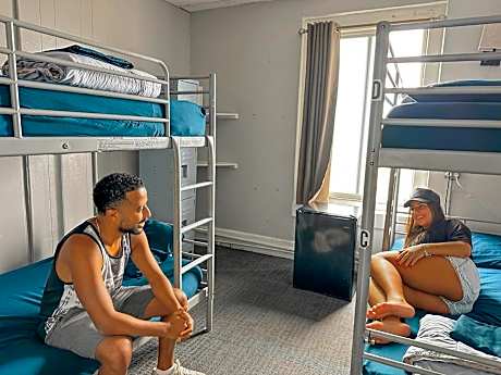 Bed in 4-Bed Mixed Dormitory Room