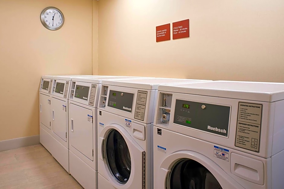TownePlace Suites by Marriott Grand Rapids Airport