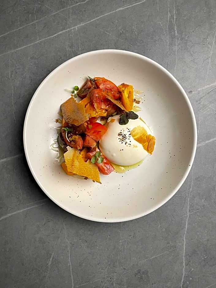 THE SEBEL CANBERRA CIVIC