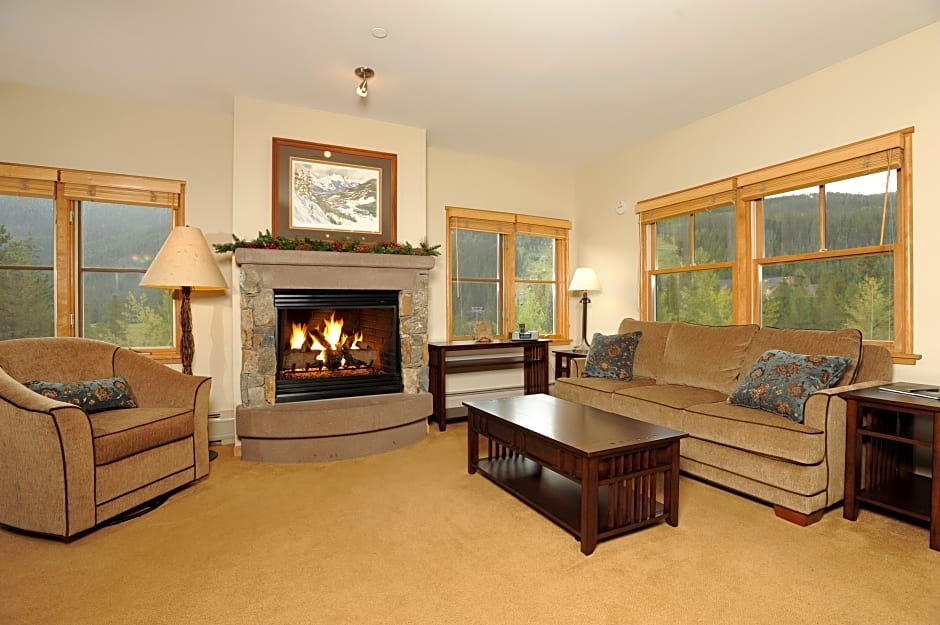 Jackpine & Black Bear Condominiums by Keystone Resort