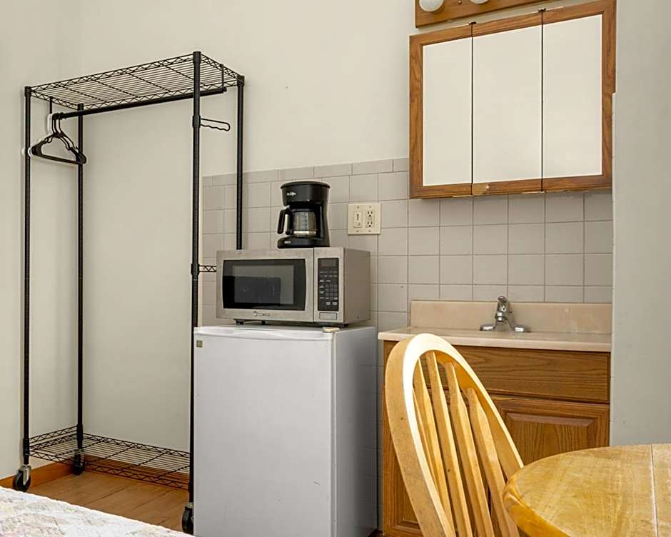 West 30th Street Guest House