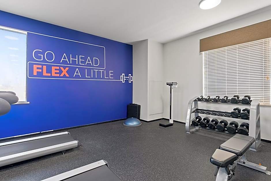 Holiday Inn Express & Suites Oklahoma City NW - Quail Springs By IHG