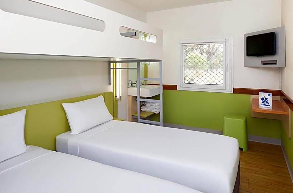 ibis Budget Canberra