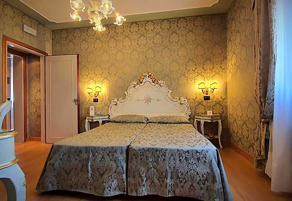 Hotel Carlton On The Grand Canal