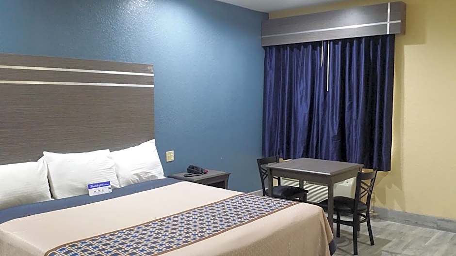 Americas Best Value Inn & Suites Houston NE