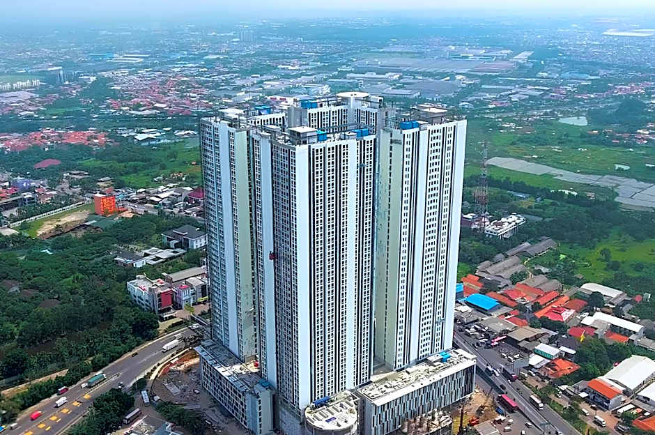 Louis Kienne Cikarang Hotel & Service Apartment 