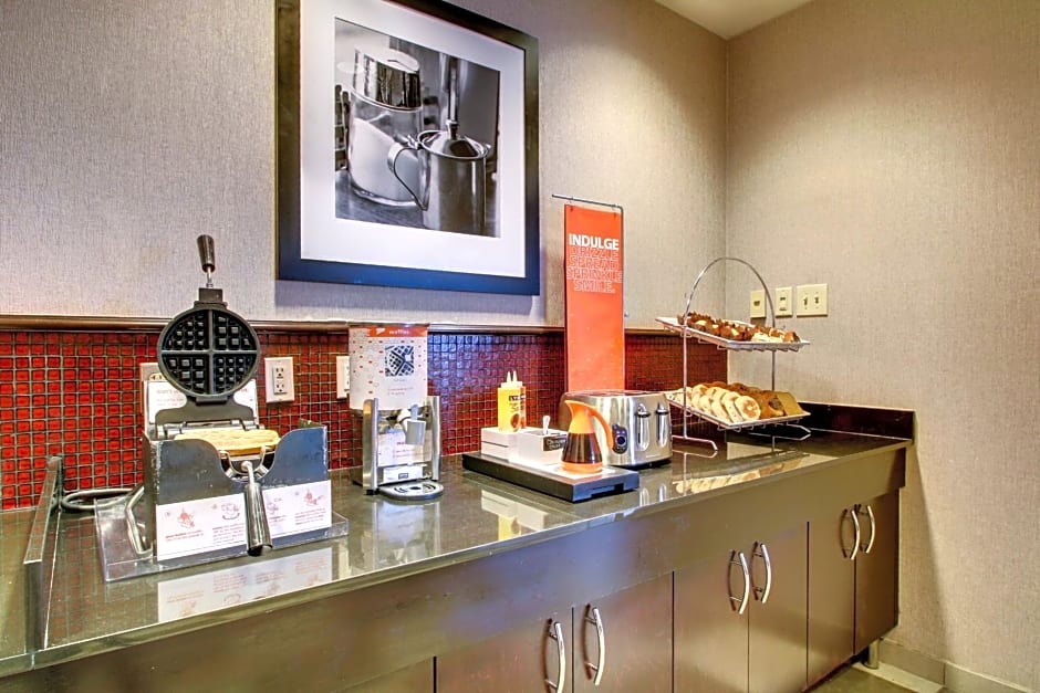 Hampton Inn Birmingham/Leeds