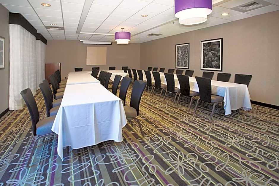 La Quinta Inn & Suites by Wyndham Denver Englewood Tech Ctr
