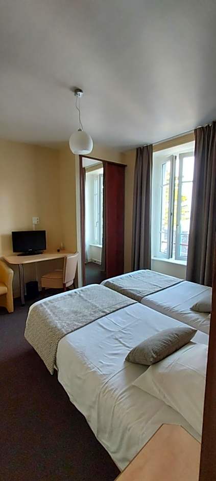 Logis Hotel Belle-Vue