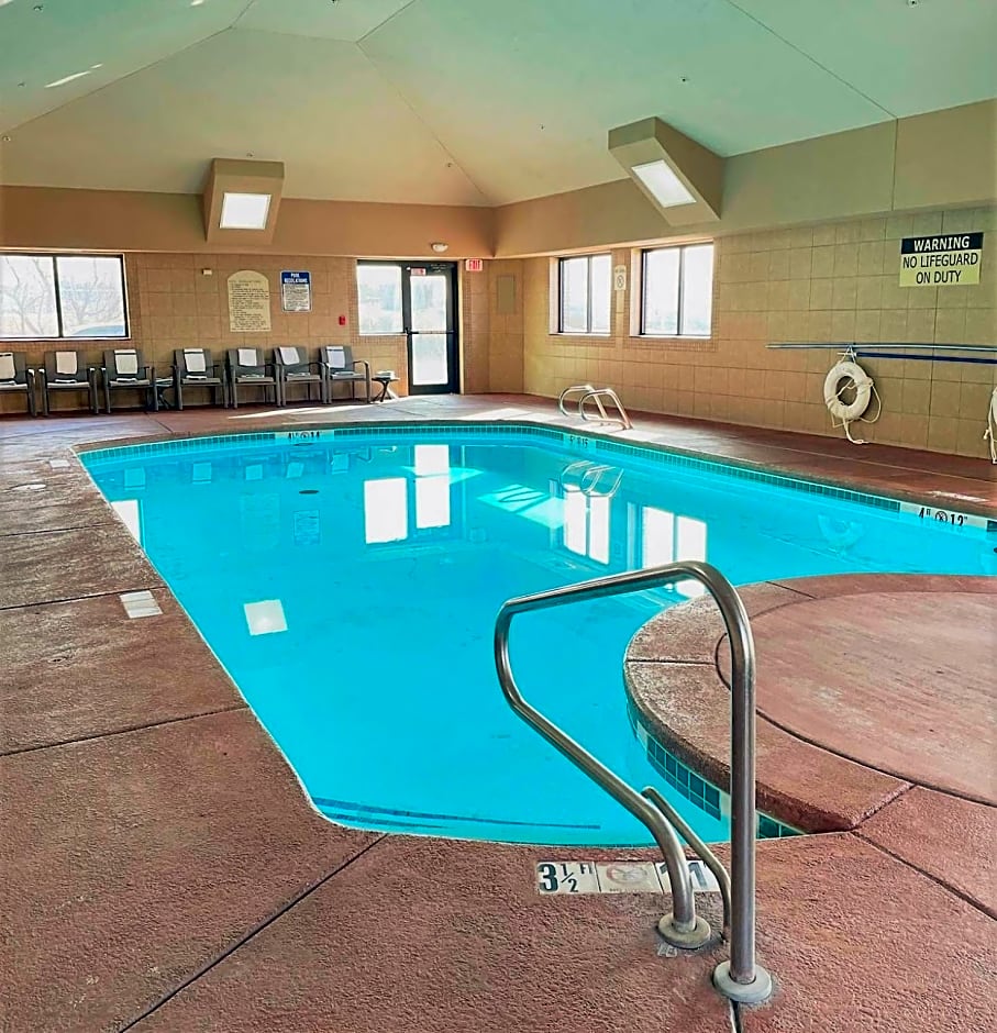Holiday Inn Express Hotel & Suites Lincoln South By IHG