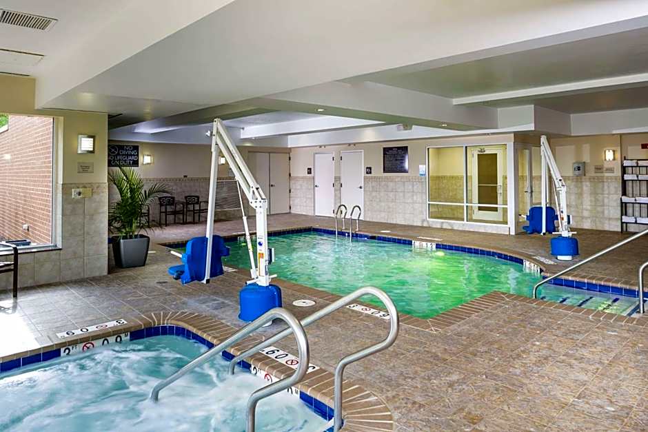 Hilton Garden Inn Hampton Coliseum Central