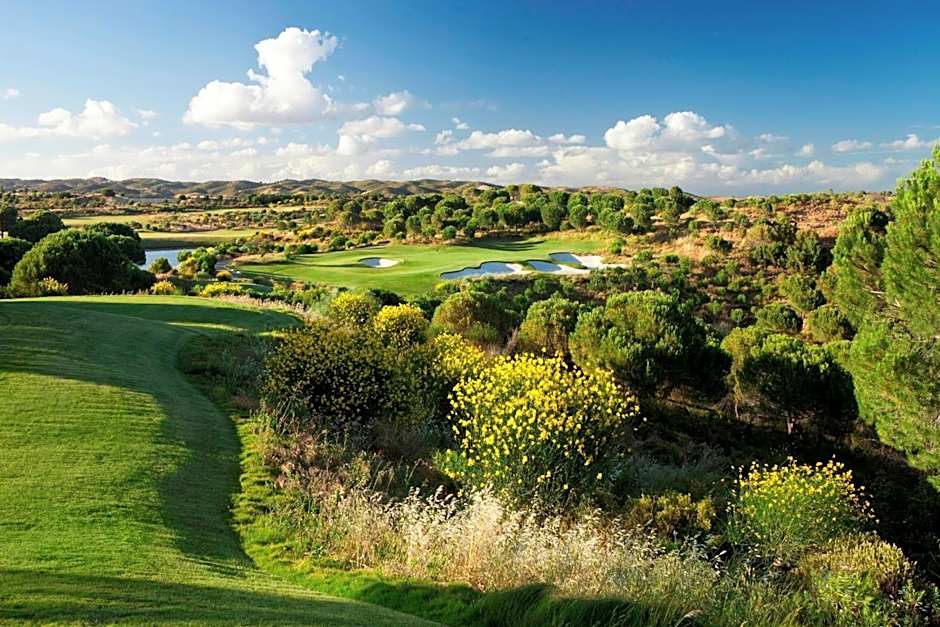 Monte Rei Golf & Country Club