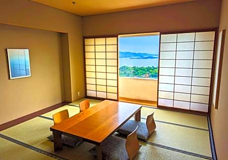 Japanese-Style Room