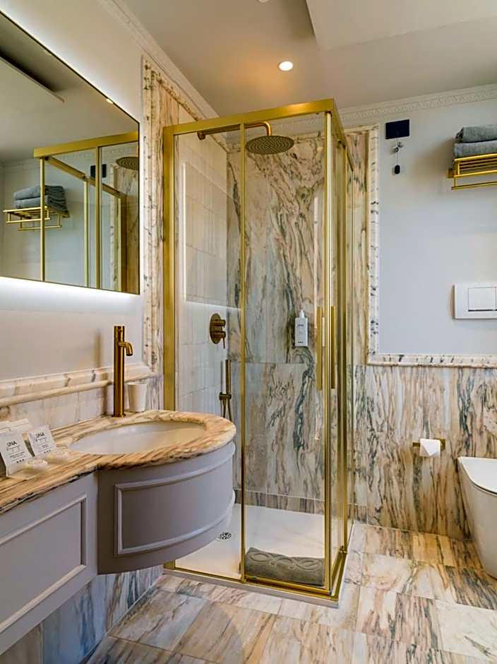 UNA HOTELS One Catania
