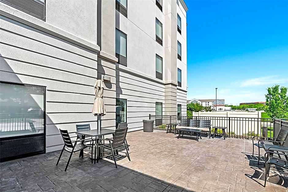 Hampton Inn By Hilton Omaha/West Dodge Road, Old Mill