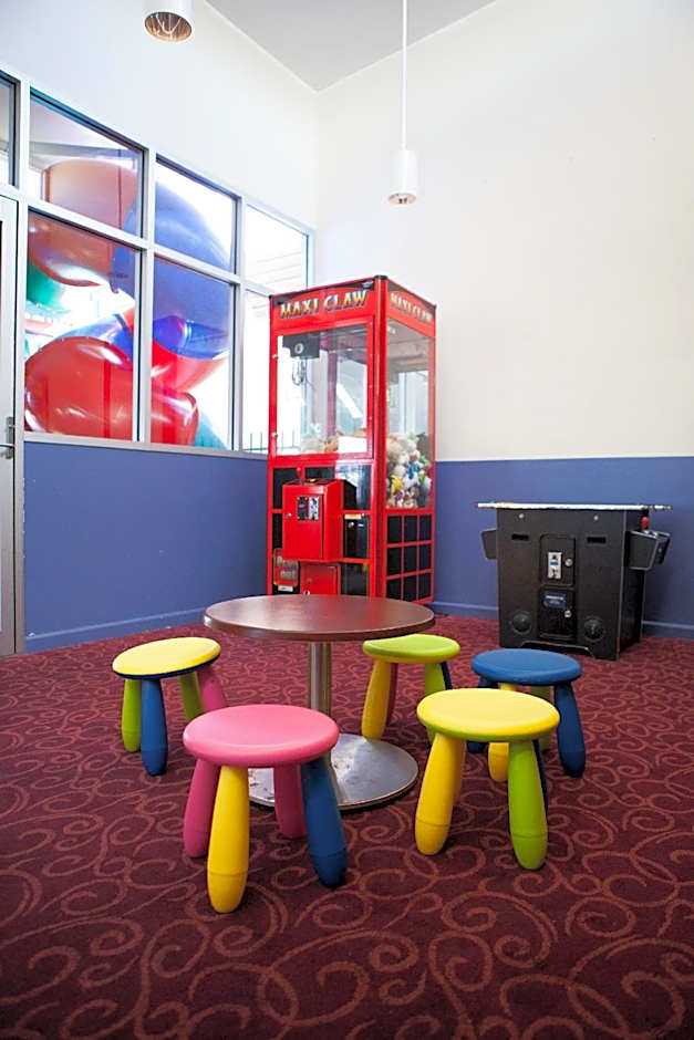 Nightcap at Springwood Hotel