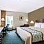 Days Inn by Wyndham Newport News City Center Oyster Point